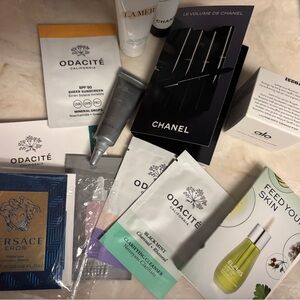 CHANEL Elegant Black Skincare Mask- Samples Lot